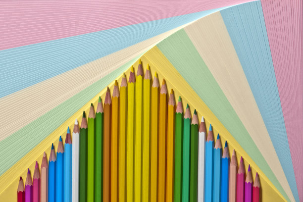 彩色铅笔图片下载