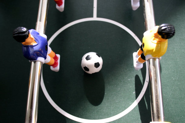 第一个是谁?图片下载