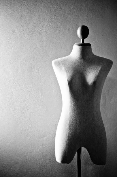 单色服装人体模型图片下载