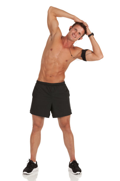 快乐的男运动员锻炼图片下载