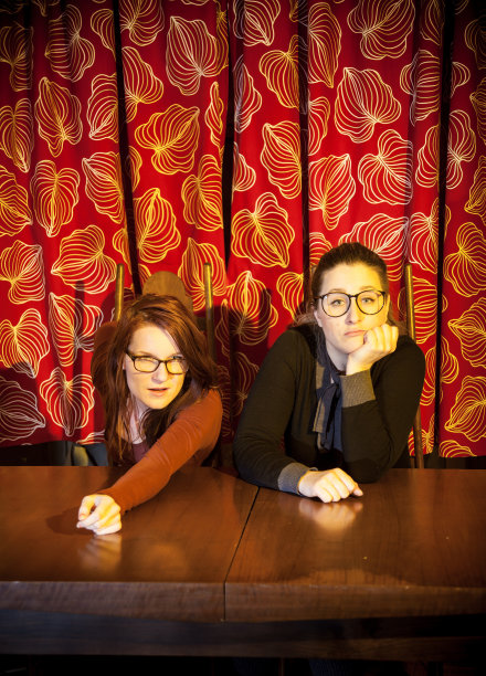 站起来喜剧图片下载