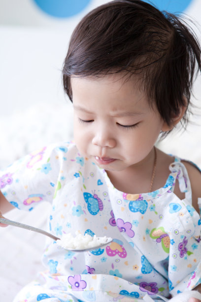 男孩在医院里图片下载