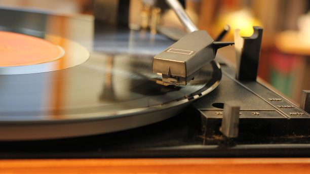 旧的留声机图片下载