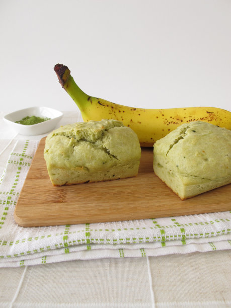 抹茶香蕉面包图片下载