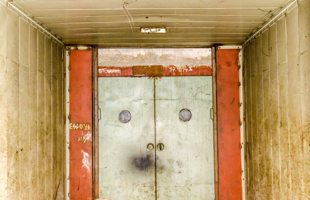 电梯门。图片下载