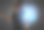 女人和坐在轮椅上的男人的全息影像图片下载