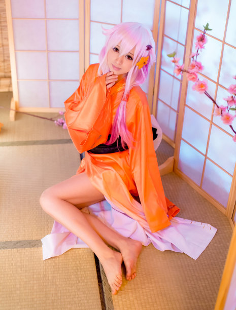 亚洲角色扮演女孩樱和津图片下载