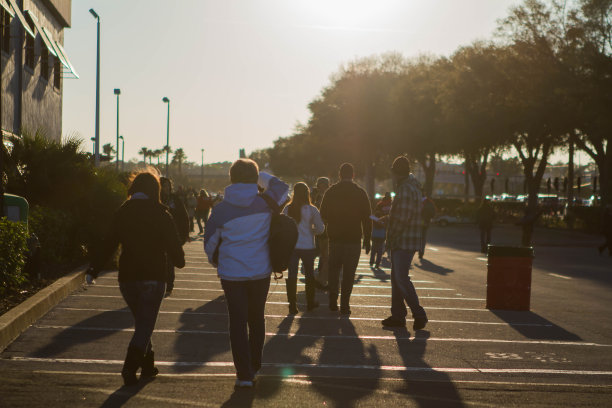 在跟踪图片下载