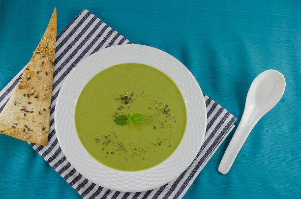 健康的豌豆汤图片下载