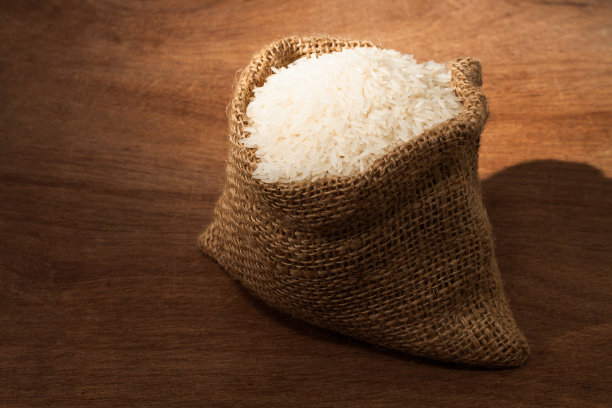 小麻袋大米图片下载