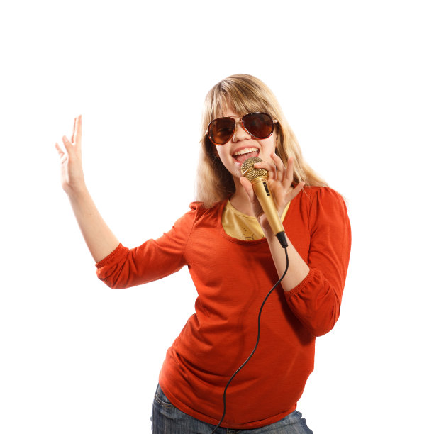 女孩唱歌图片下载