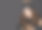 漂亮的女孩与烟熏妆，卷在黑色针织帽。温暖的素材图片