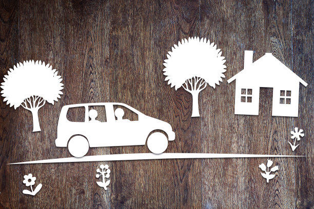 驾驶家用汽车的概念图片下载