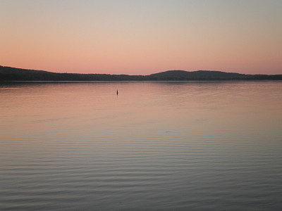 夏天河边的傍晚图片下载