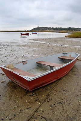 红色划艇图片下载