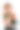 身材匀称的金发女人穿着绿色复原晚礼服和手镯图片下载
