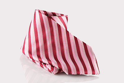 红色领带靠近图片下载