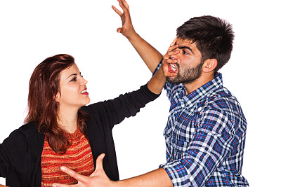 女人攻击丈夫图片下载