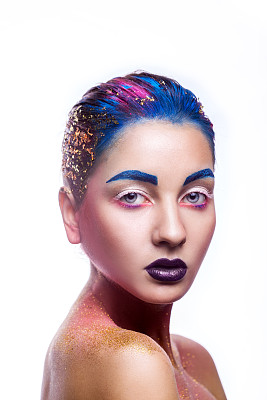 漂亮的成年女子与多色化妆孤立在白色图片下载