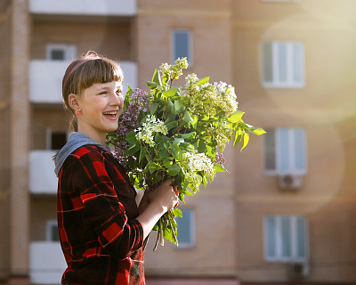 概念-幸福，快乐，买房图片下载