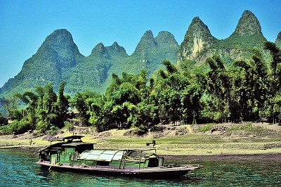 漓江游船，与风景同行图片下载