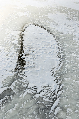 冰和雪图片下载