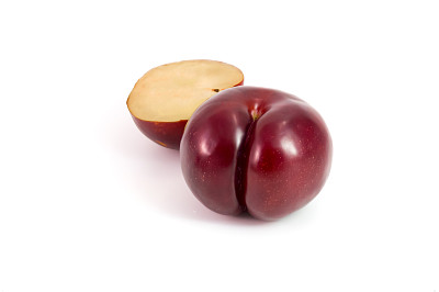 梅子，李子果孤立在白色上图片下载