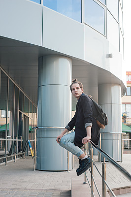 人与平板电脑图片下载