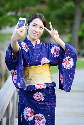 日本女孩图片下载