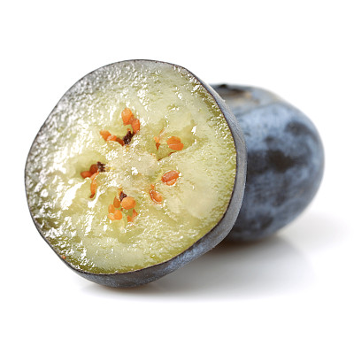 一半蓝莓，一半蓝莓图片下载