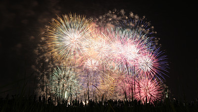 烟花在日本图片下载