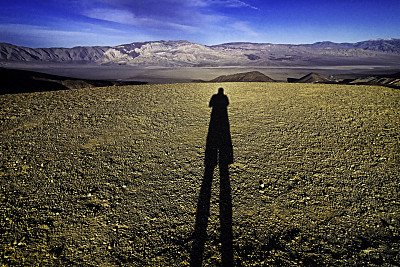 影子的观点。图片下载