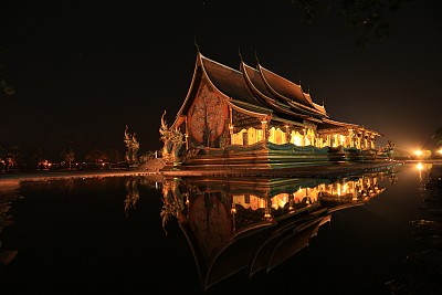 普普劳德寺庙图片下载