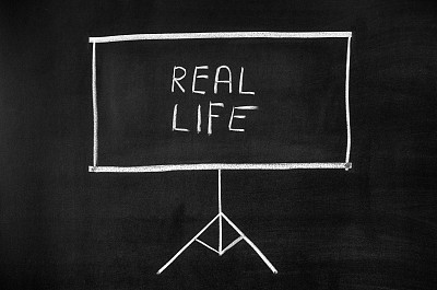 现实生活图片下载