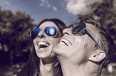 不错的人，肖像男孩和女孩图片下载