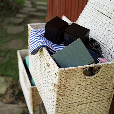 盒子里的东西图片下载