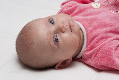 小女孩玩图片下载