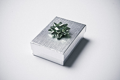 礼物盒图片下载