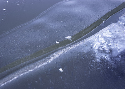 裂纹在冰图片下载