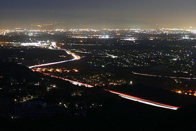 洛杉矶圣费尔南多谷之夜图片下载