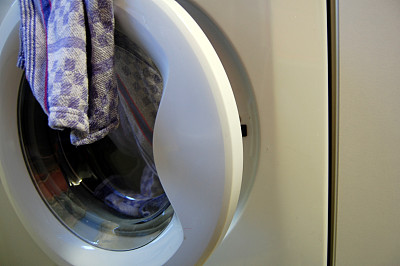 带茶巾的洗衣机图片下载