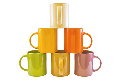 颜色的杯子。图片下载