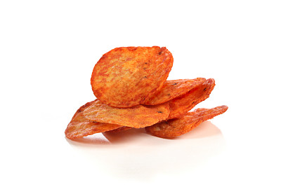 白面包上一堆辣玉米片图片下载