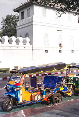 嘟嘟:Bandkok出租车图片下载