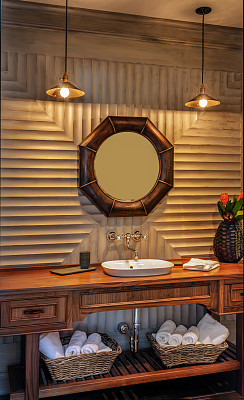 半浴室豪华住宅图片下载