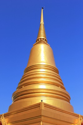 曼谷大汉寺院的金塔图片下载