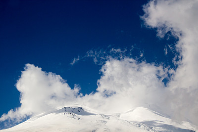 埃尔布鲁斯山图片下载