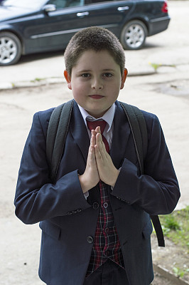 那个学生已经放学了图片下载