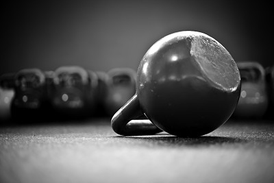 壶铃在体育馆2图片下载