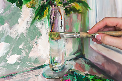 用画笔和油画在调色板上作画图片下载